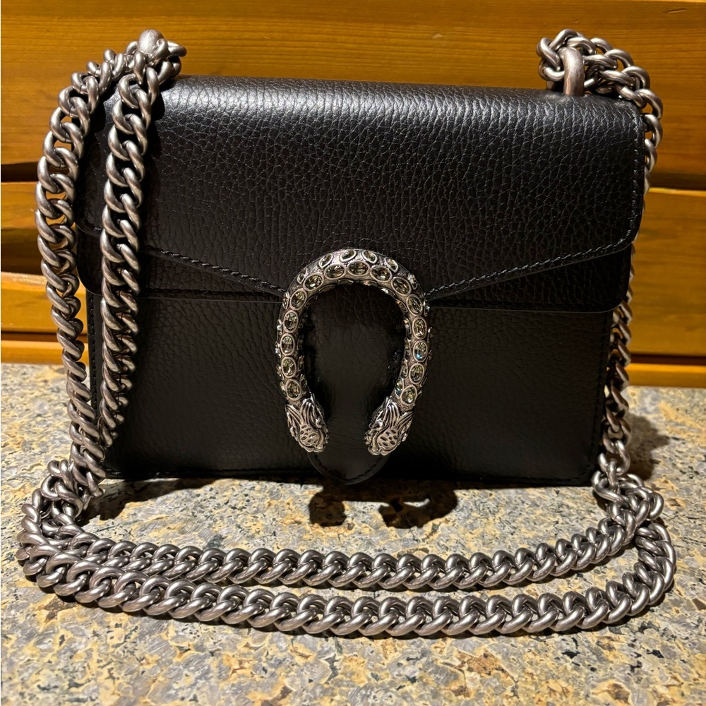 Black mini Gucci Dionysus leather bag